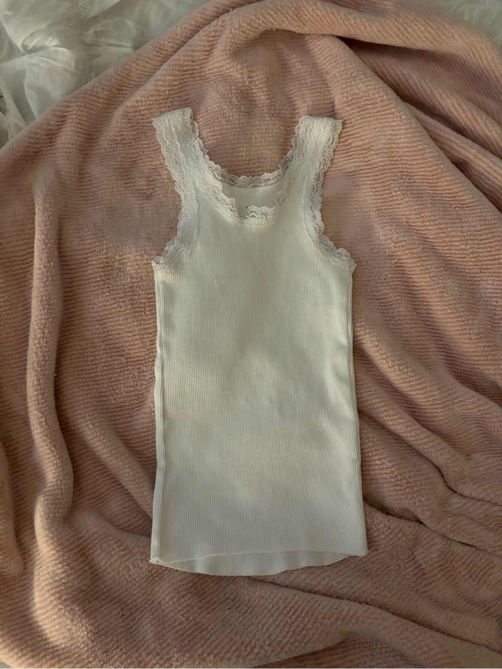 Harlow White Lace-Trim Ribbed Cropped Camisole